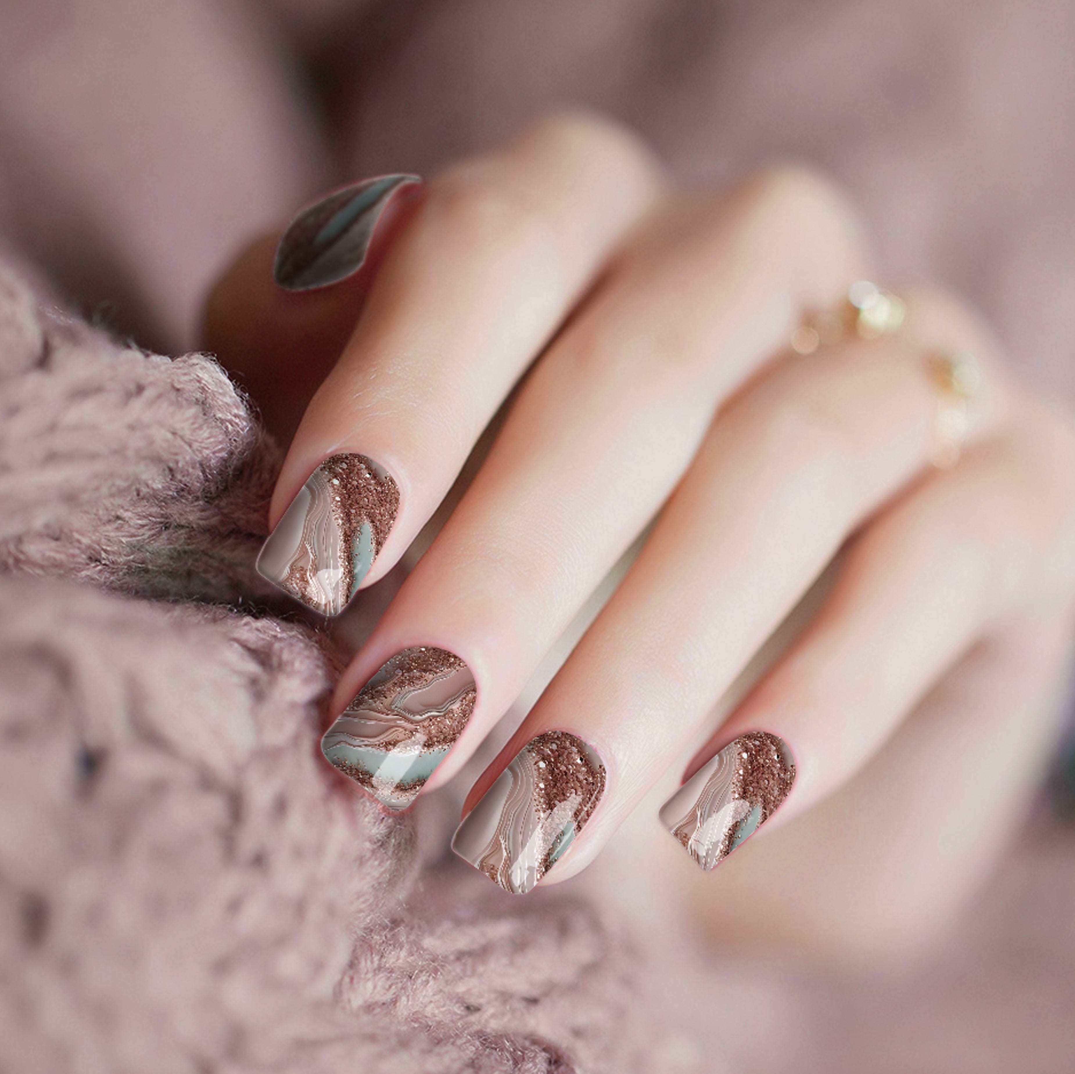 It Girl Marble